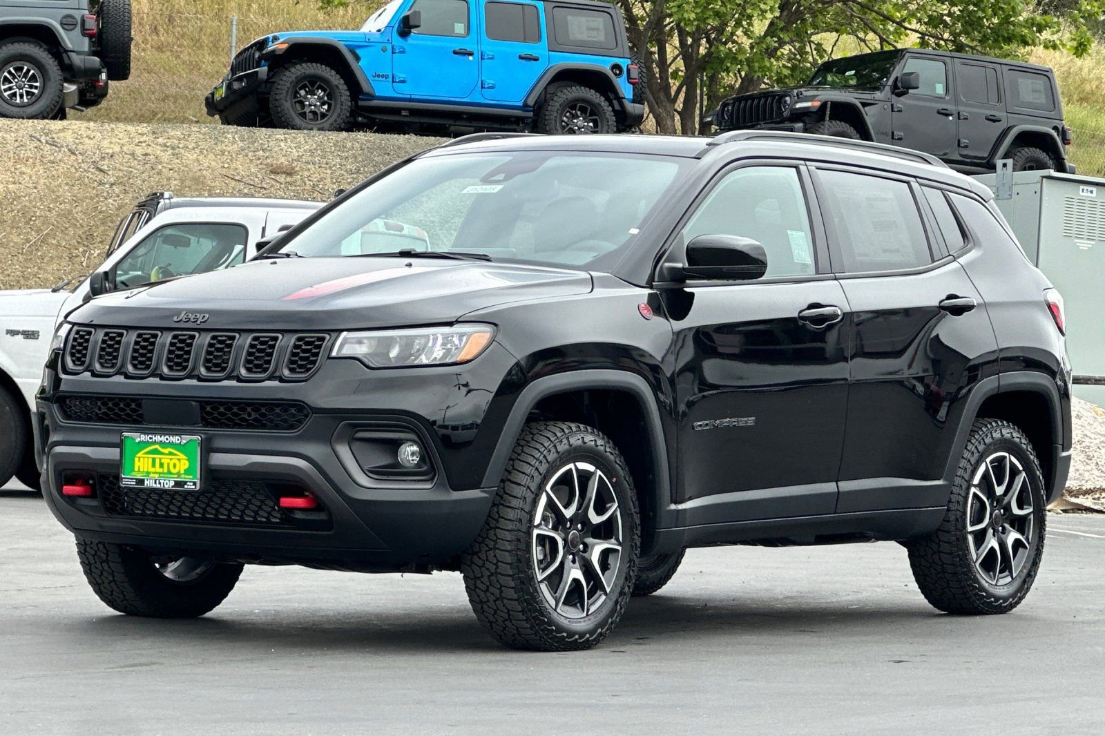New 2026 Jeep Compass Trailhawk image 8