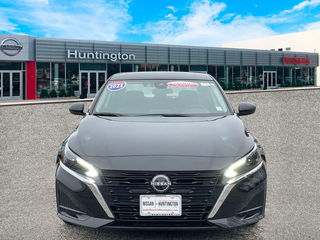 Certified 2025 Nissan Altima 2.5 S image 2