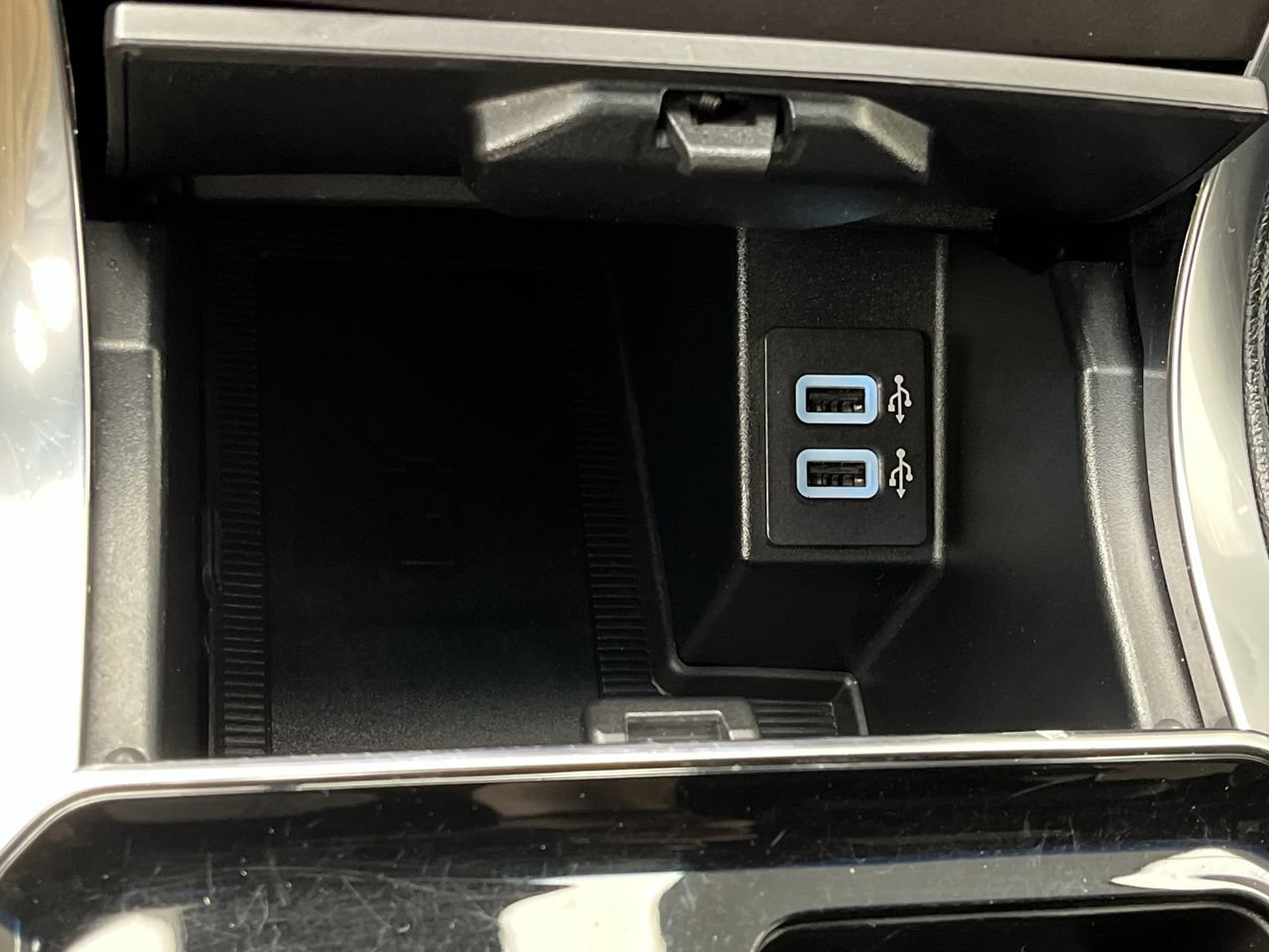 Used 2019 Ford Edge ST w/ Convenience Package AWD/4WD image 25