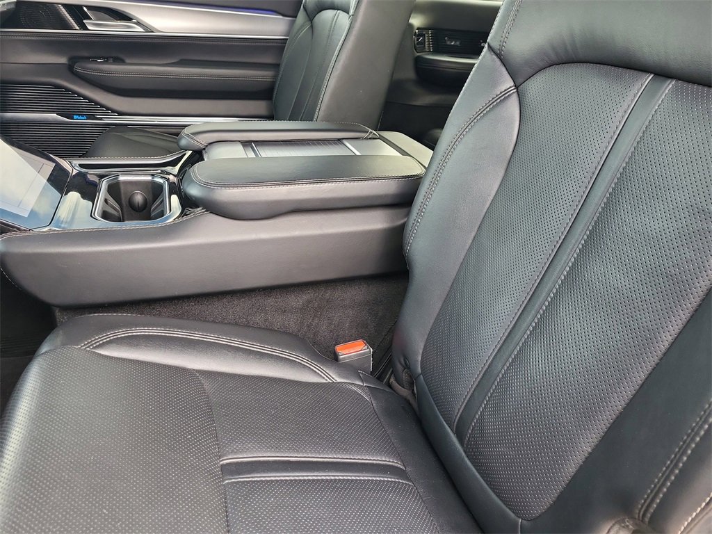 Used 2022 Jeep Grand Wagoneer Series I image 13