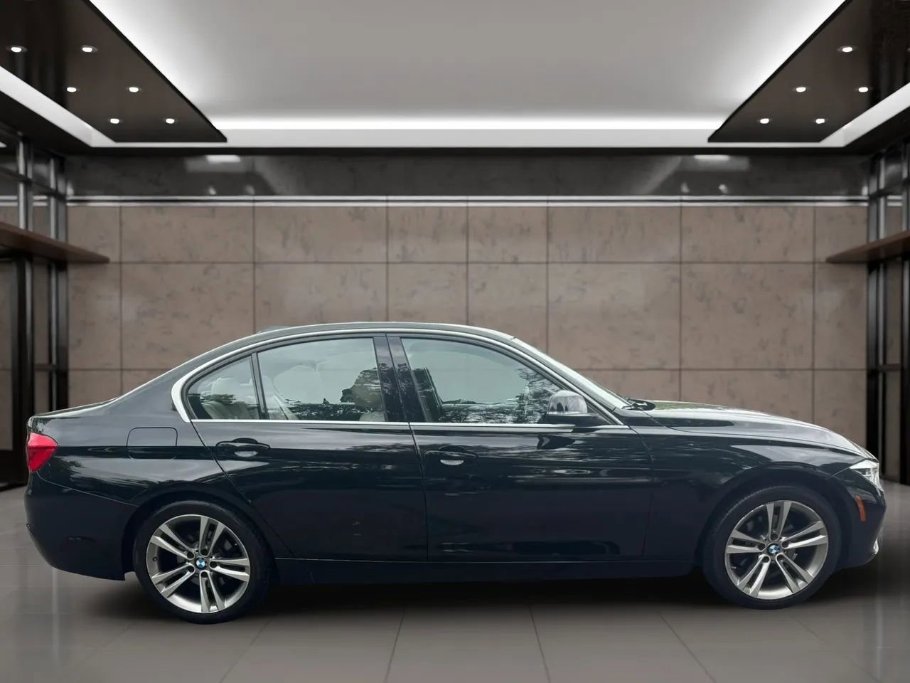 Used 2018 BMW 330i Sedan w/ Convenience Package RWD image 7