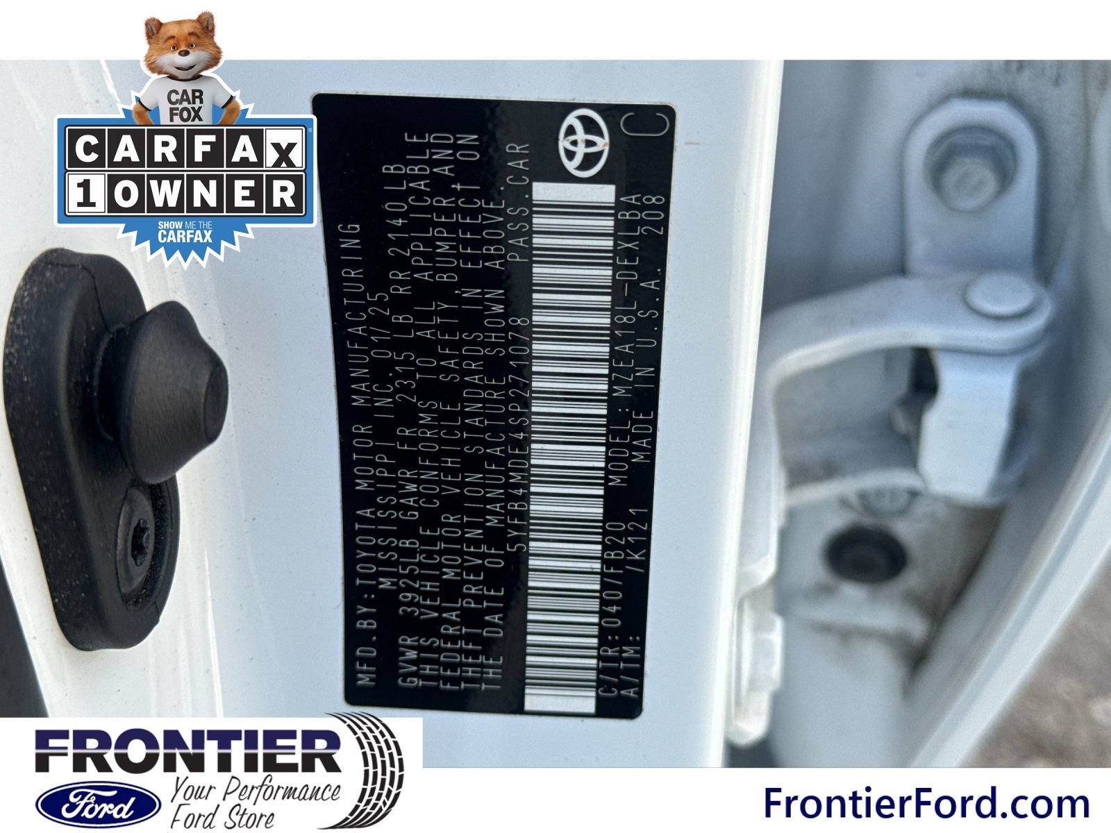 Used 2025 Toyota Corolla LE FWD image 28