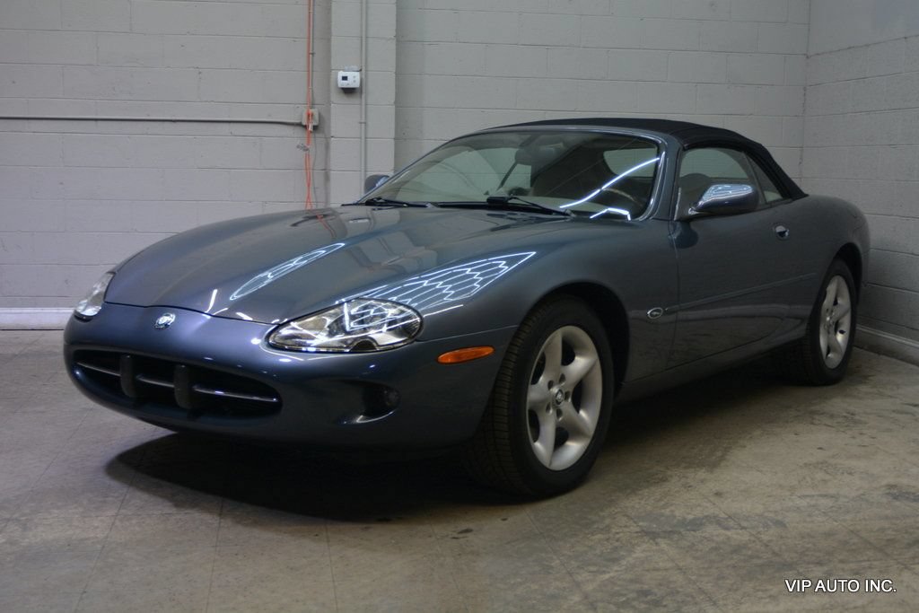 Used 2000 Jaguar XK8 Convertible RWD image 8