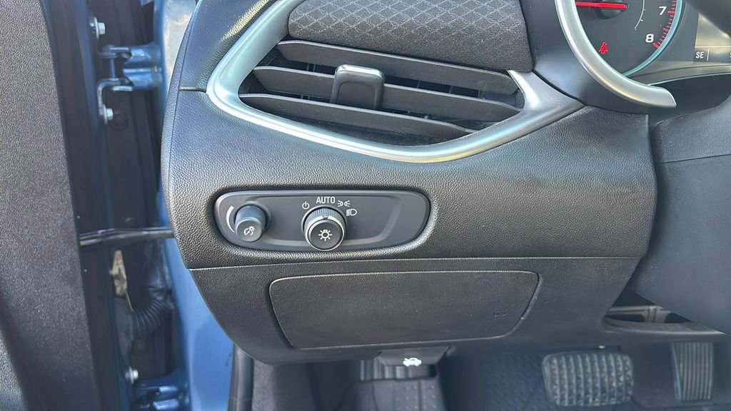 Used 2024 Chevrolet Malibu RS image 15