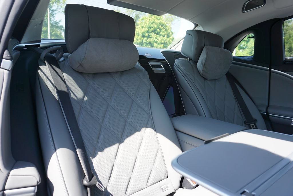 Certified 2023 Mercedes-Benz Maybach S 680 4MATIC image 60