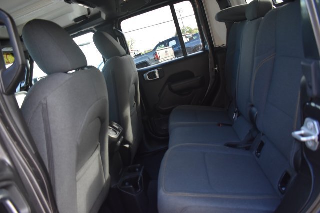 Used 2025 Jeep Gladiator Sport AWD/4WD image 17