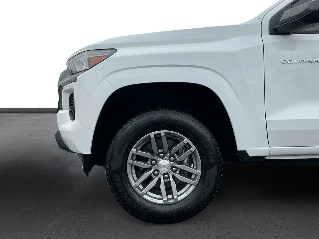 Used 2023 Chevrolet Colorado LT w/ LT Convenience Package II image 13