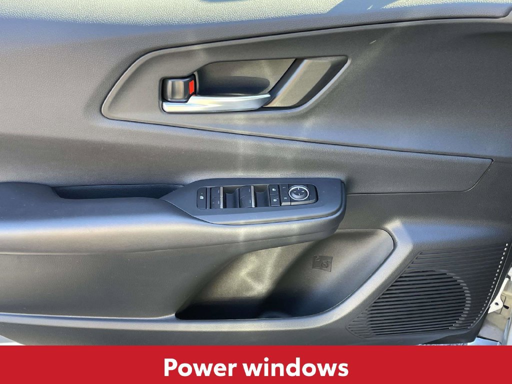 Used 2025 Toyota Prius Plug-In Hybrid FWD image 19