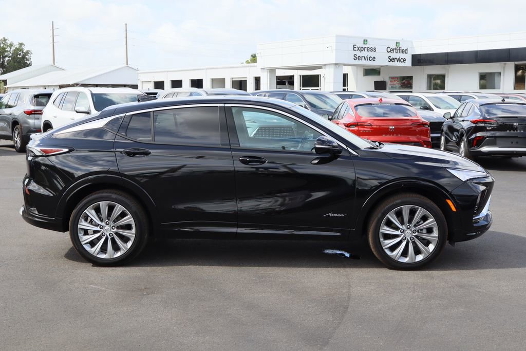 Certified 2025 Buick Envista Avenir image 9