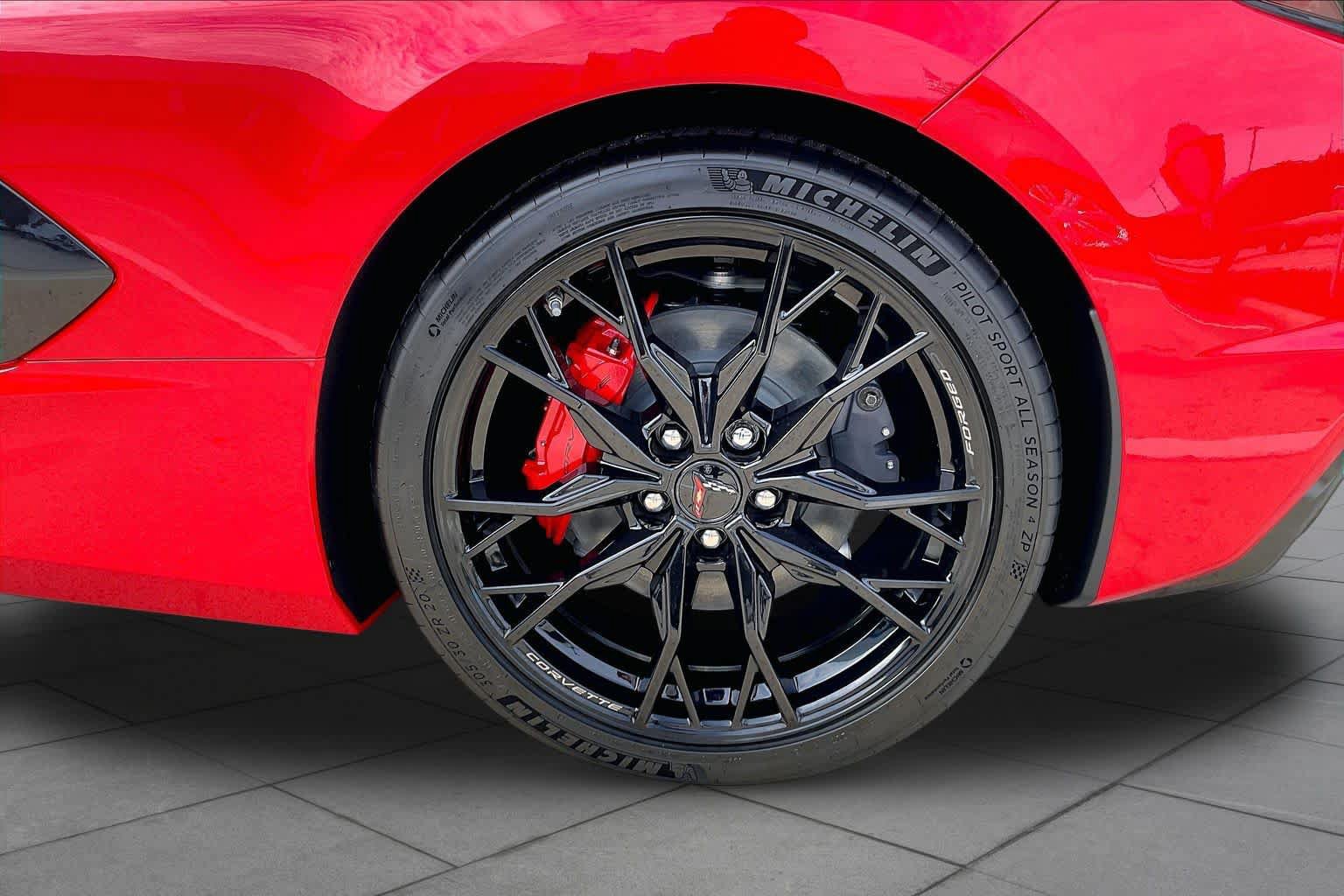 New 2027 Chevrolet Corvette Stingray Coupe w/ Stealth Interior Trim Package RWD image 11