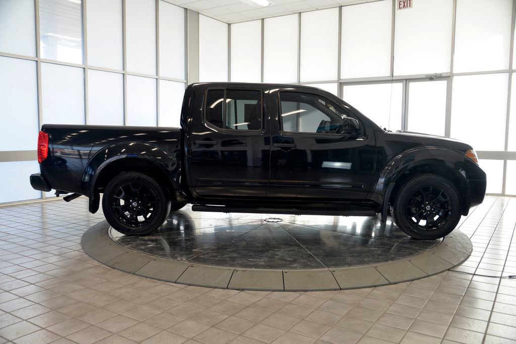 Used 2020 Nissan Frontier SV w/ Midnight Edition Floor Mats image 9