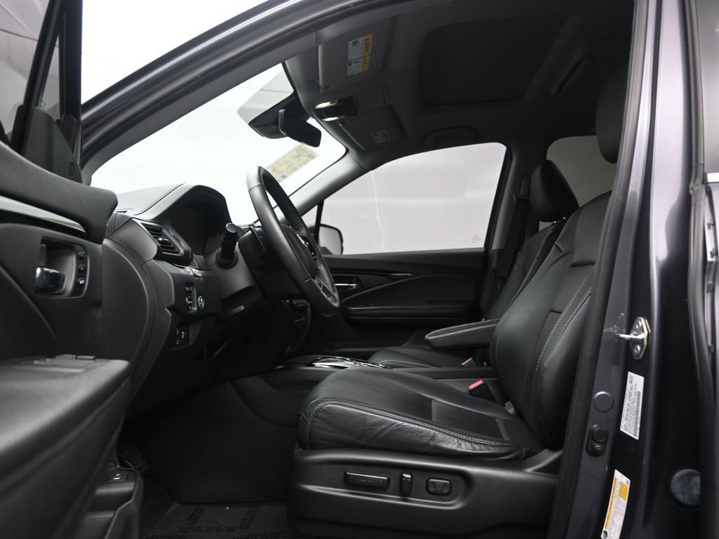 Used 2021 Honda Pilot Elite image 11