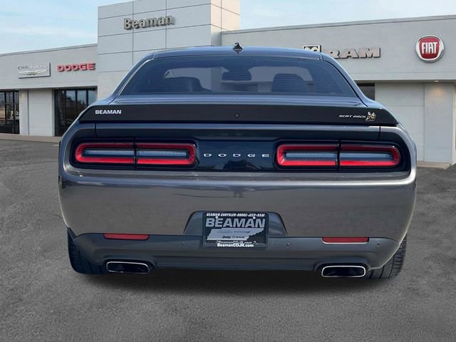 Used 2022 Dodge Challenger R/T Scat Pack RWD image 6