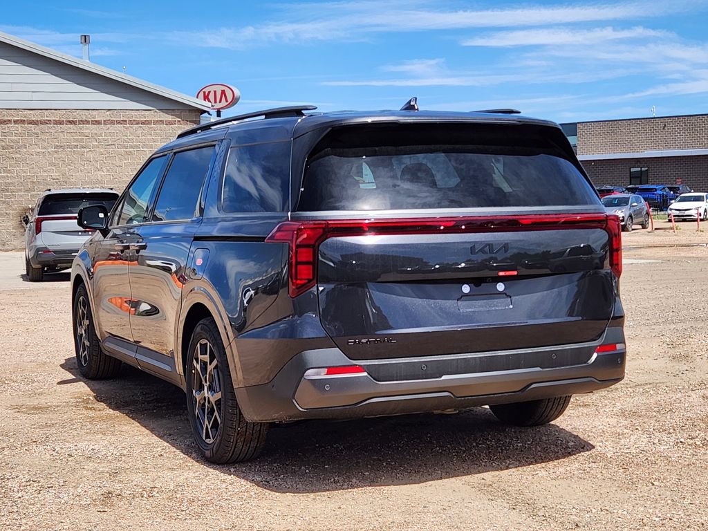 New 2026 Kia Carnival SX w/ SX Dark Edition Package FWD image 3
