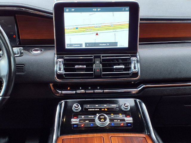Used 2020 Lincoln Navigator L Reserve w/ Luxury Package AWD/4WD image 9