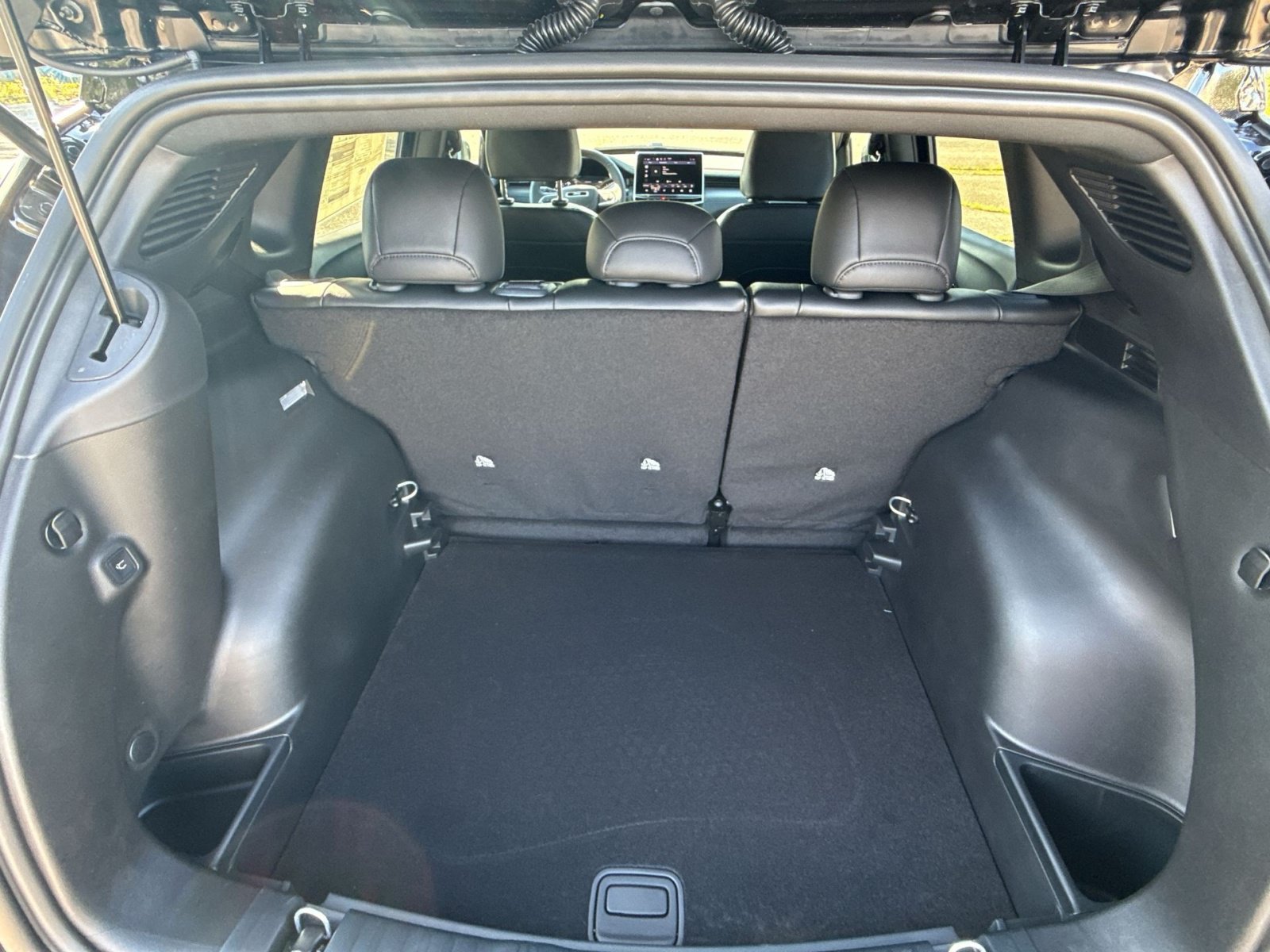 New 2026 Jeep Compass Latitude AWD/4WD image 24