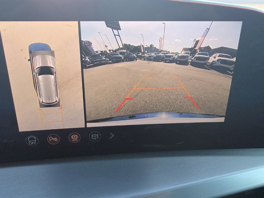 Used 2026 Cadillac Vistiq Sport w/ LPO, Floor Liner Package AWD/4WD image 13