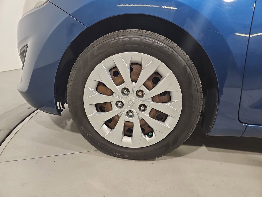 Used 2016 Hyundai Elantra GT image 25