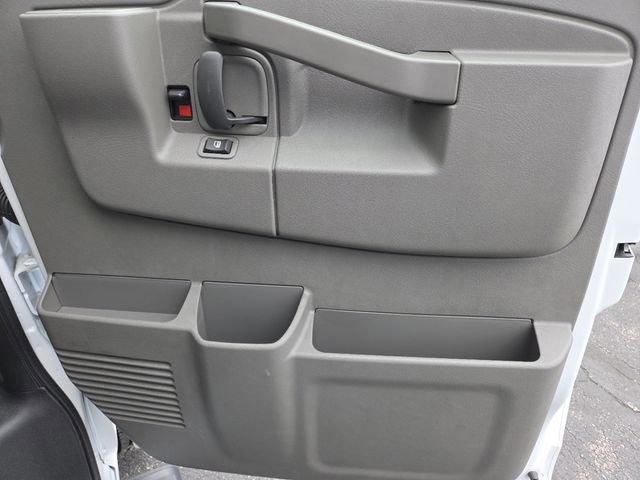 New 2025 Chevrolet Express 3500 w/ Driver Convenience Package RWD image 22