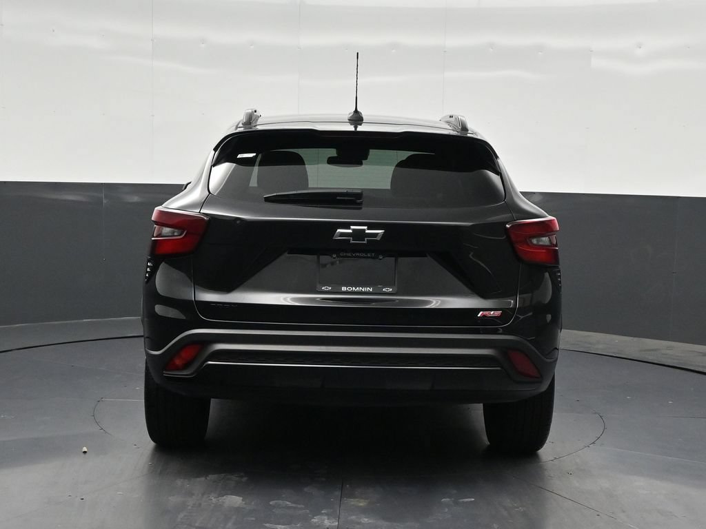 Used 2025 Chevrolet Trax RS FWD image 4