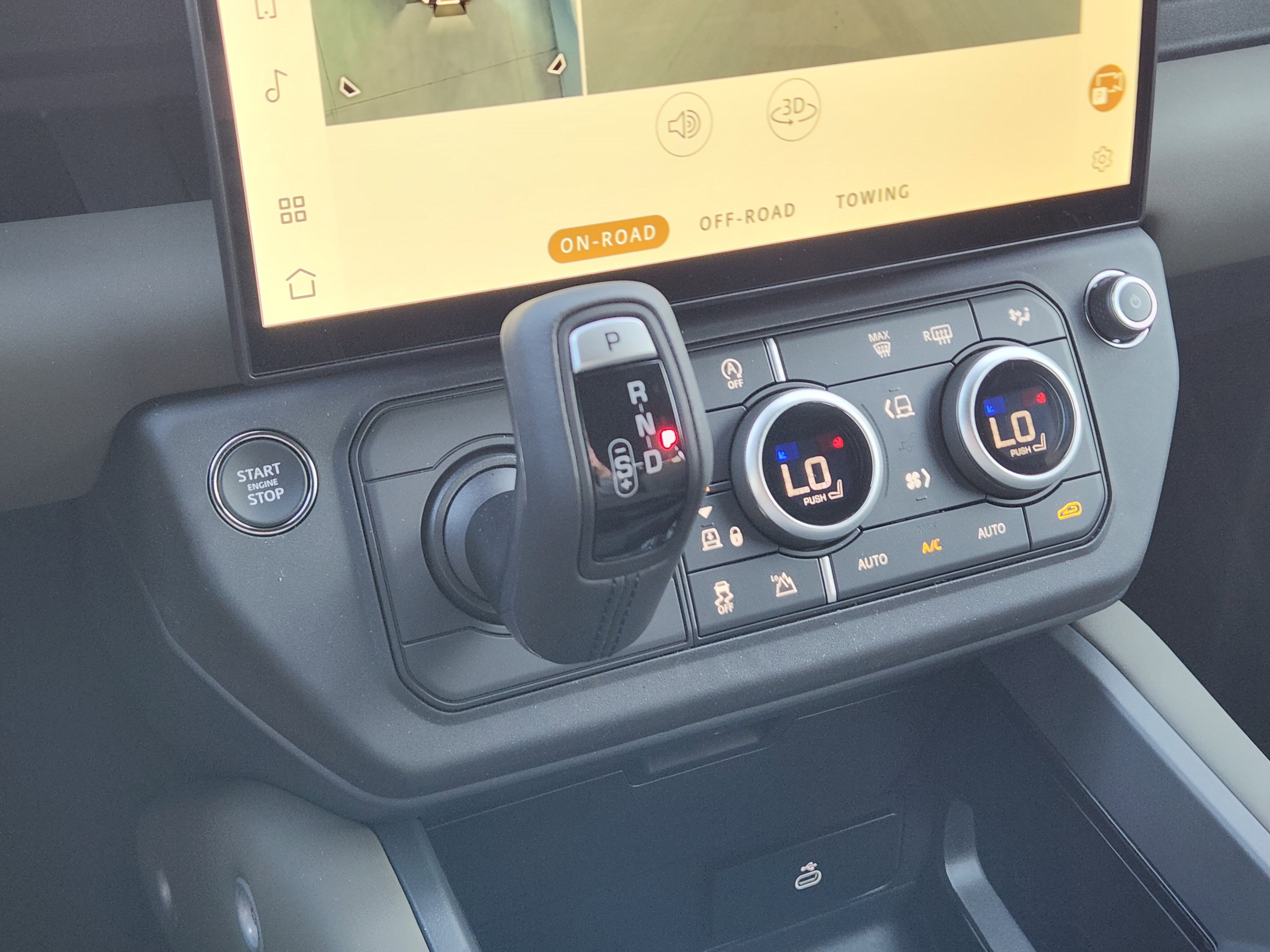 New 2026 Land Rover Defender 110 S image 19