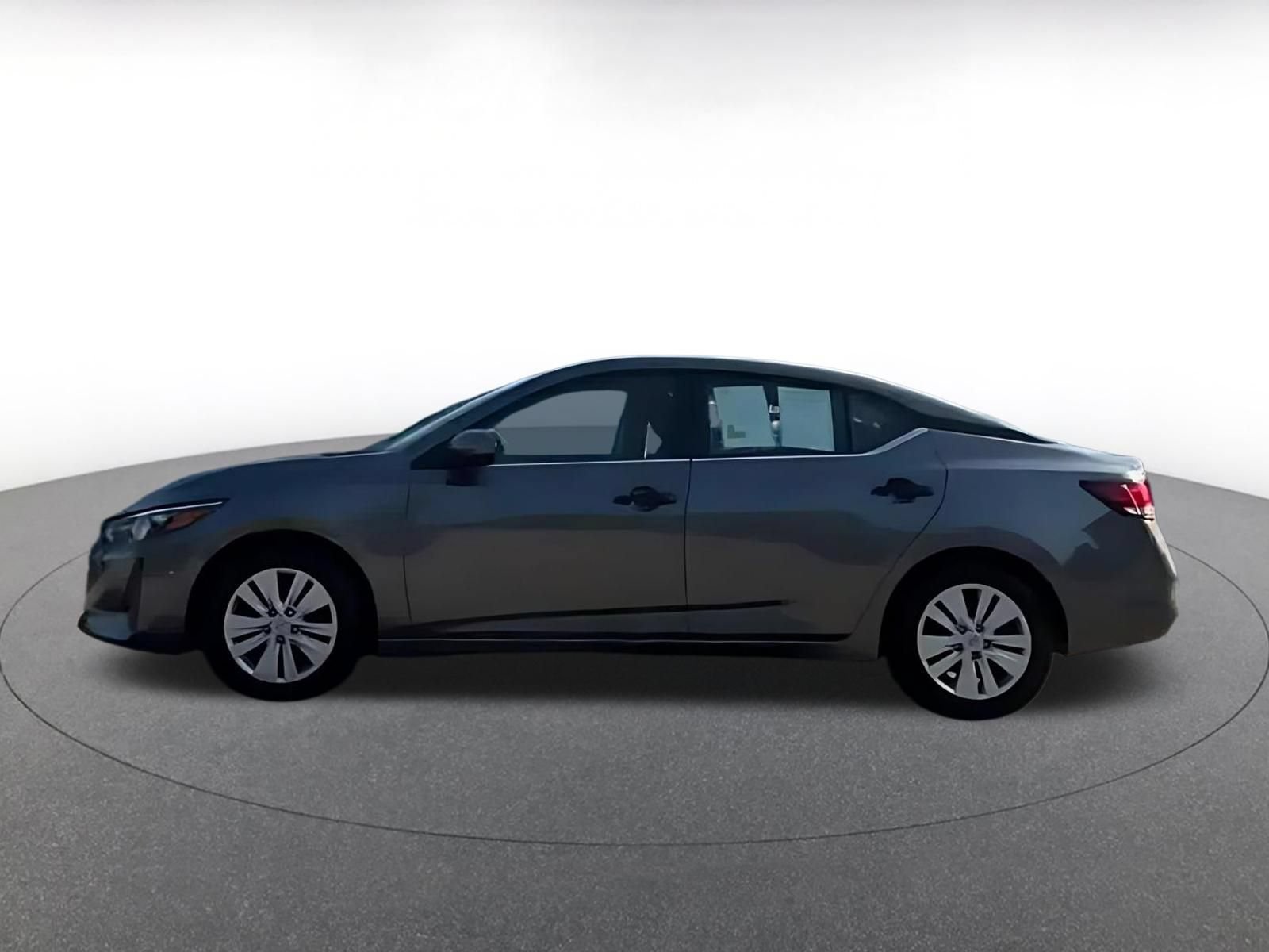 Used 2025 Nissan Sentra S FWD image 10