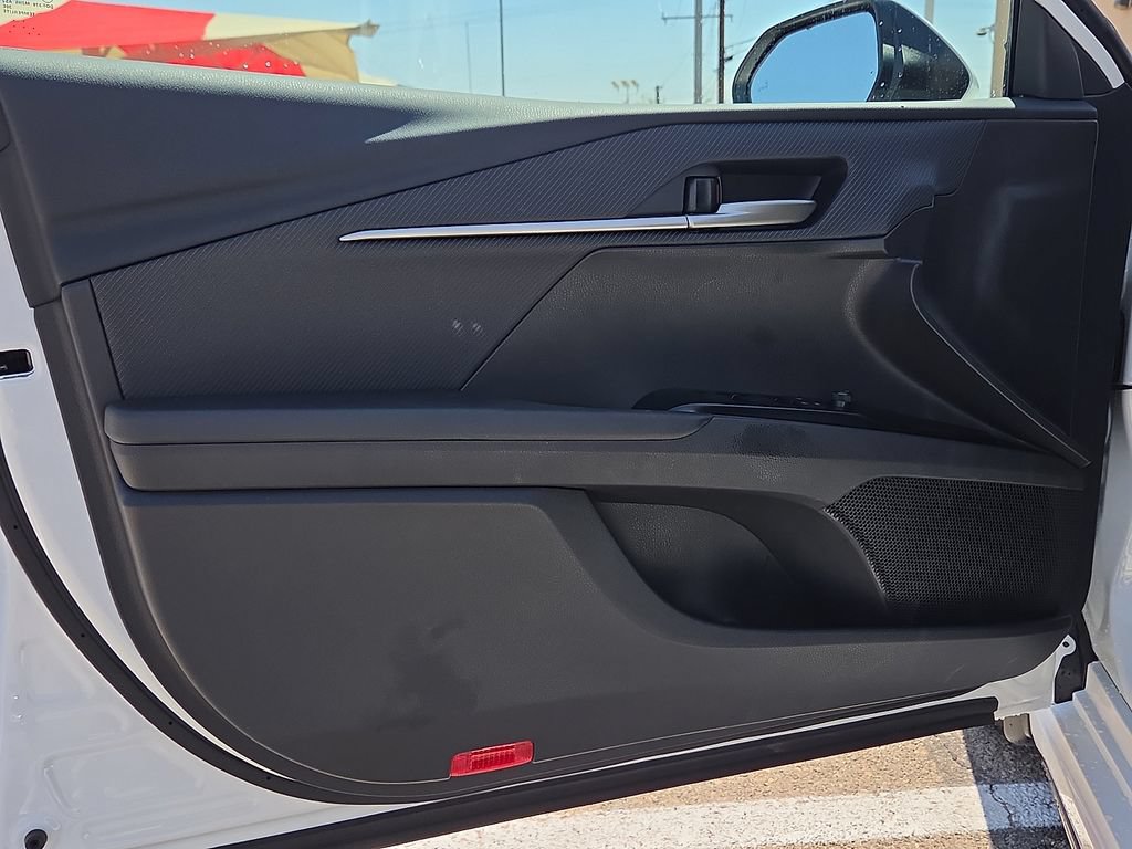 New 2026 Toyota Camry SE w/ Convenience Package FWD image 17