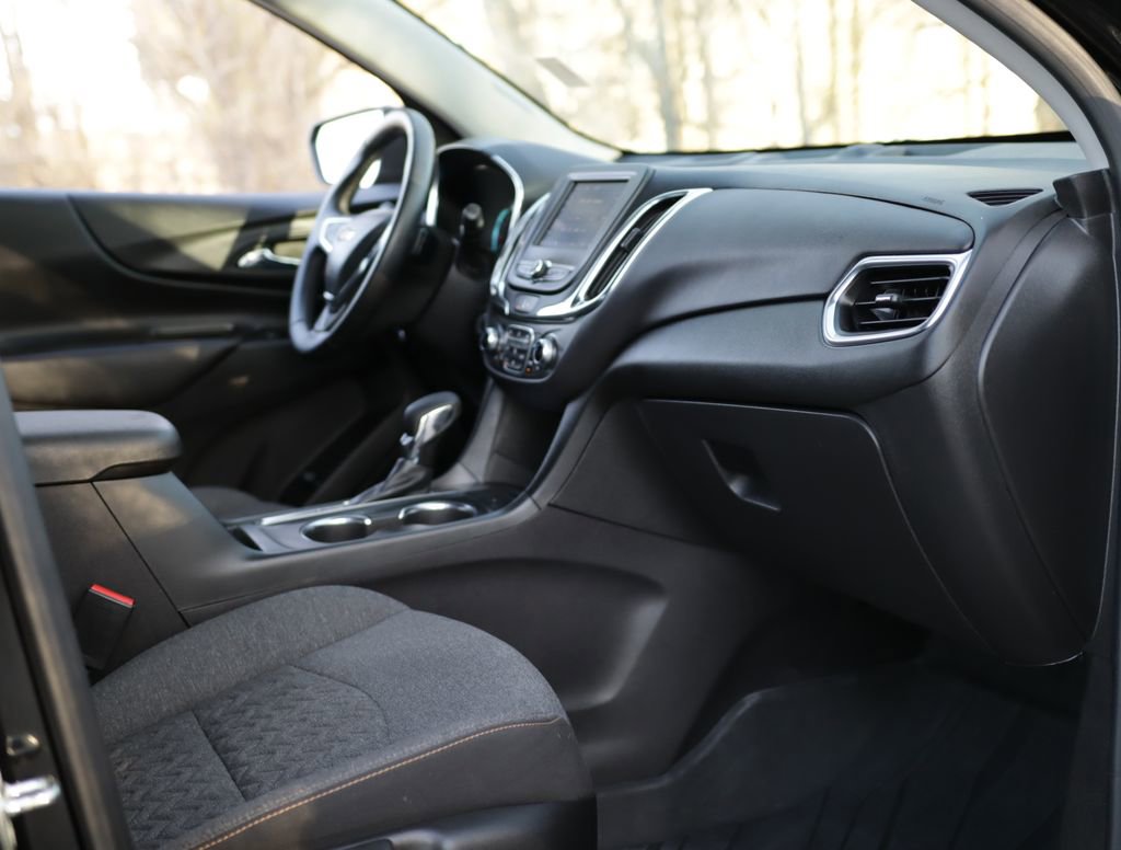 Used 2024 Chevrolet Equinox LT w/ LPO, Floor Liner Package image 28