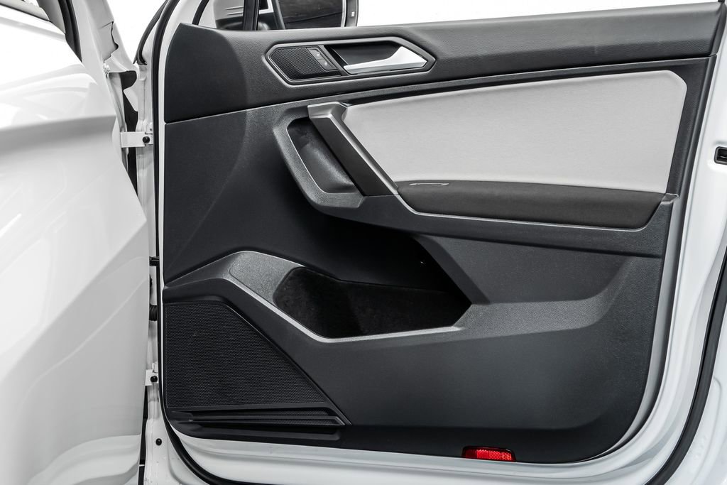 Used 2021 Volkswagen Tiguan S image 10