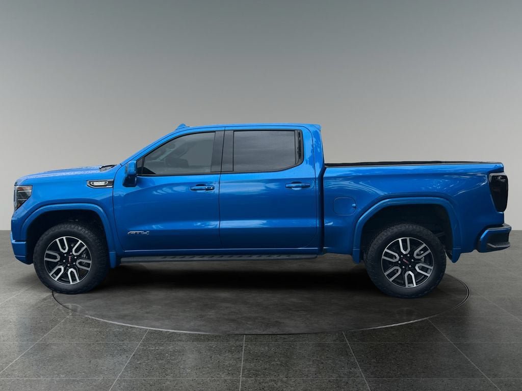 Used 2024 GMC Sierra 1500 AT4 w/ Technology Package AWD/4WD image 5