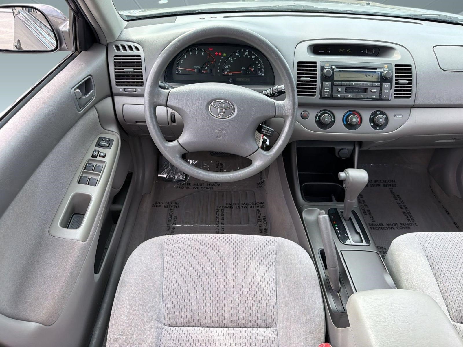 Used 2004 Toyota Camry LE FWD image 25