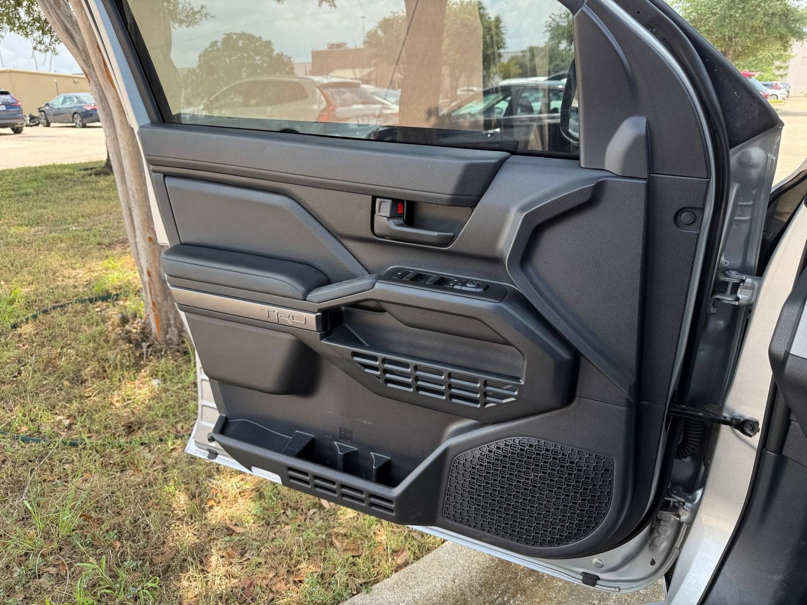 Used 2025 Toyota 4Runner TRD Off-Road AWD/4WD image 18