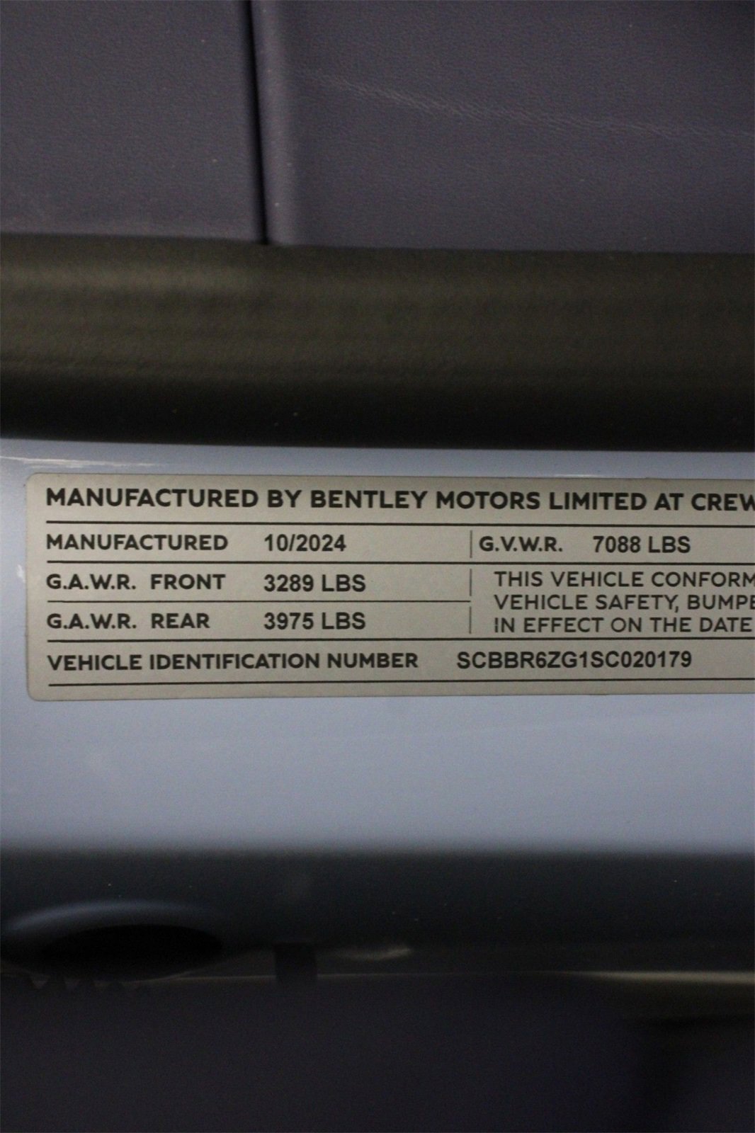 New 2025 Bentley Flying Spur Plug-In Hybrid image 17