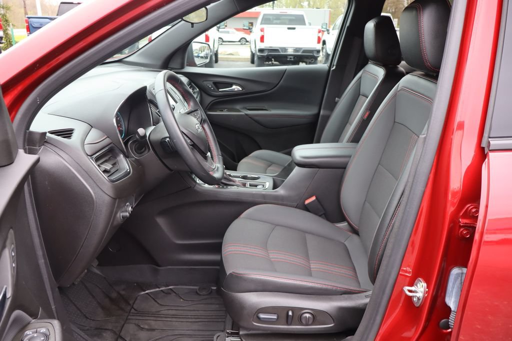 Used 2023 Chevrolet Equinox RS AWD/4WD image 4