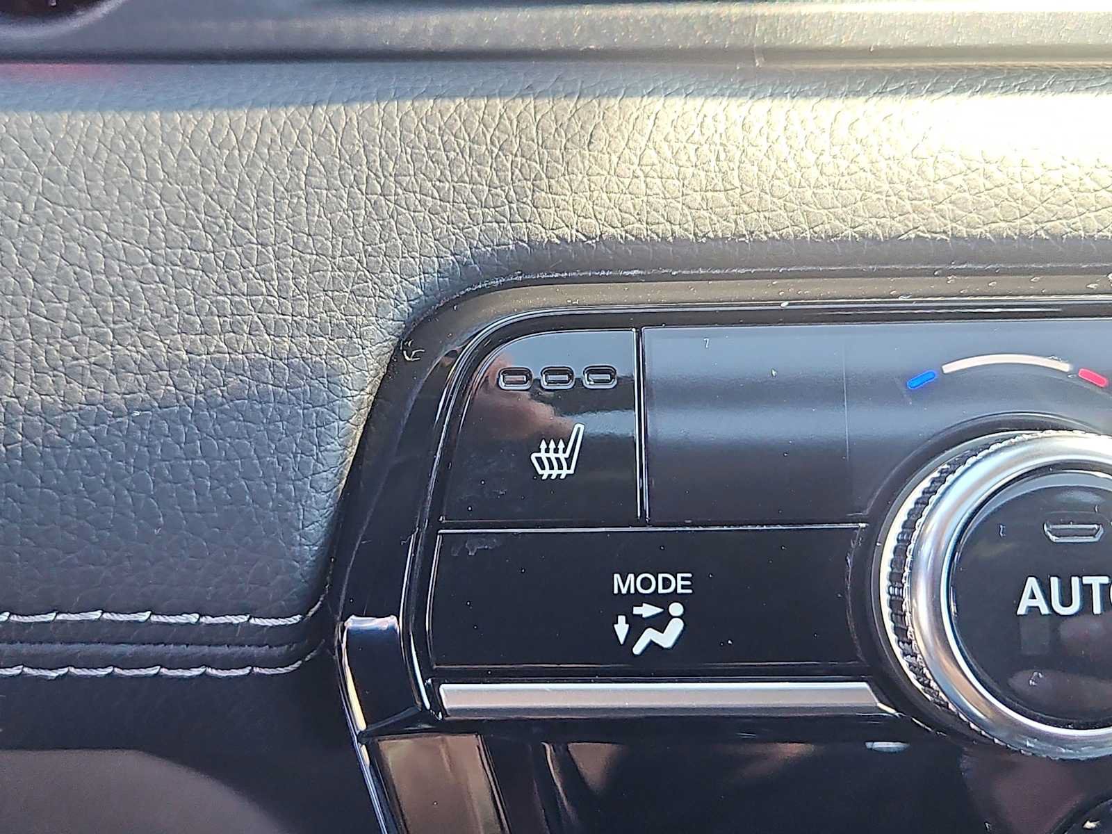 Certified 2025 Honda Pilot Touring image 20