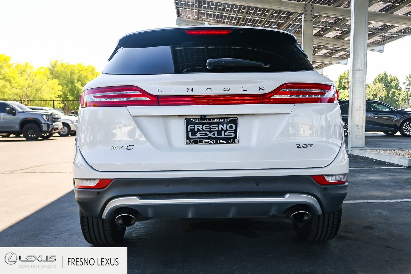 Used 2017 Lincoln MKC Select w/ Select Plus Package FWD image 5
