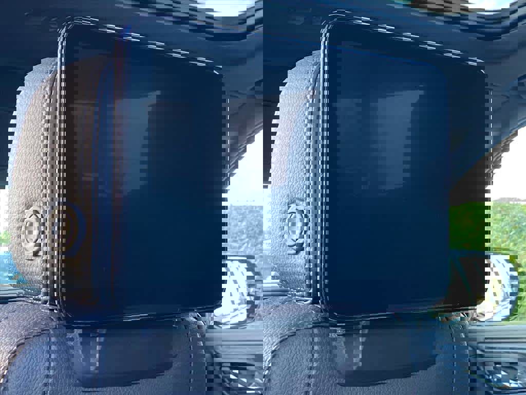 Used 2021 GMC Yukon XL Denali w/ LPO, Illumination Package image 28