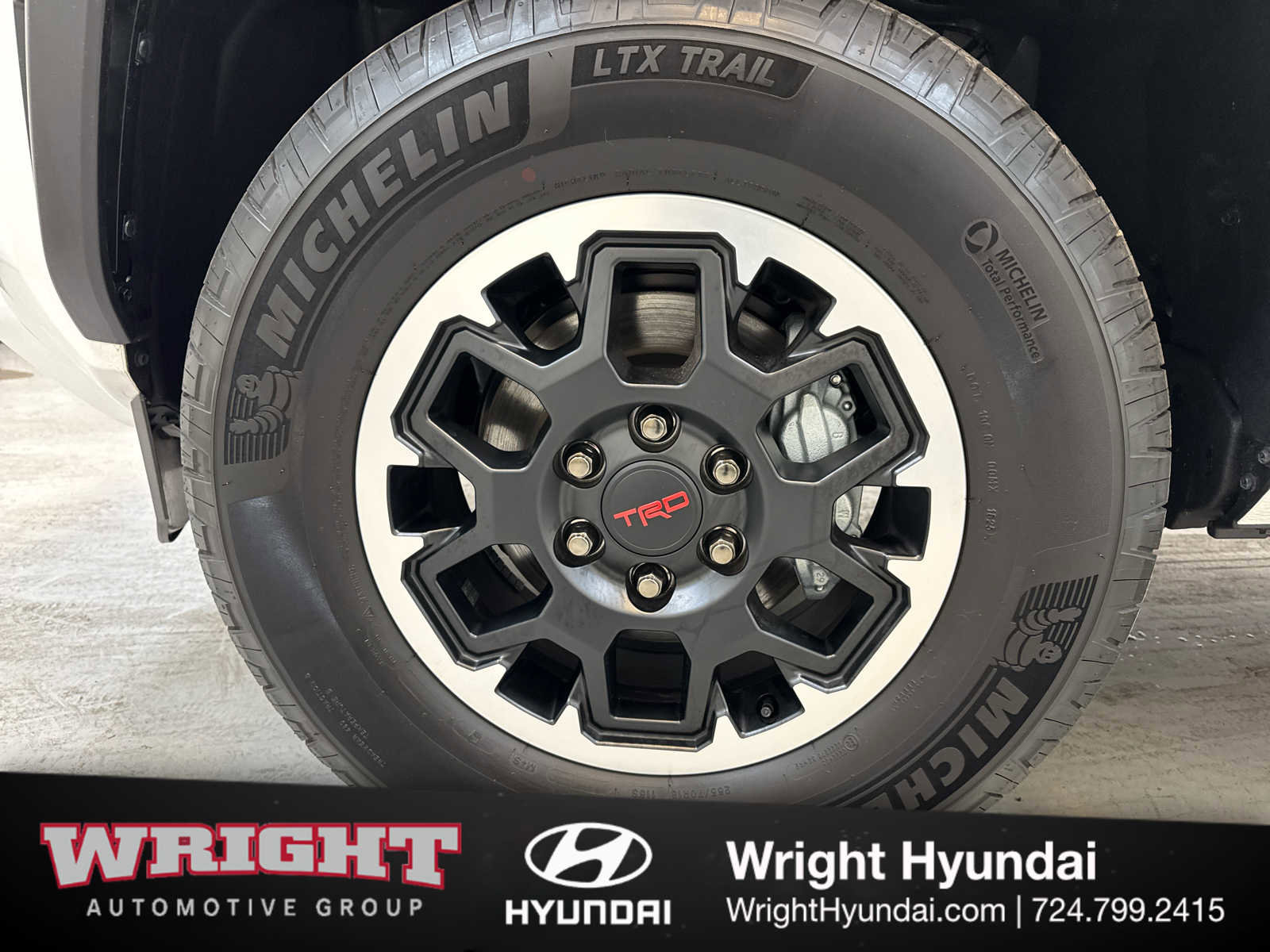 Used 2025 Toyota 4Runner TRD Off-Road image 8