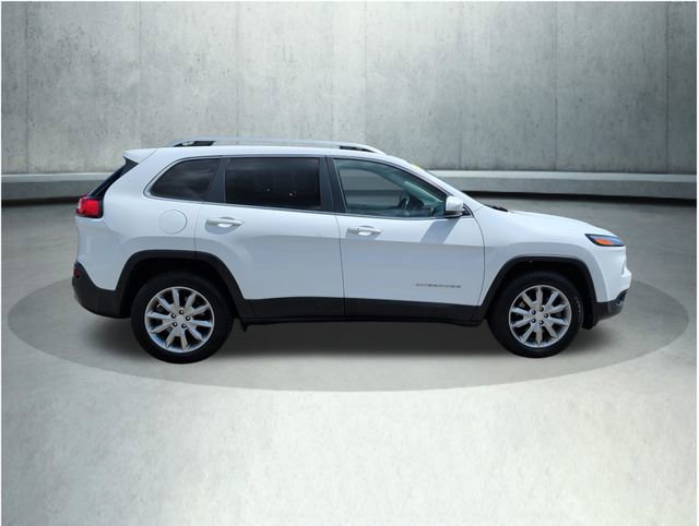 Used 2018 Jeep Cherokee Limited AWD/4WD image 7
