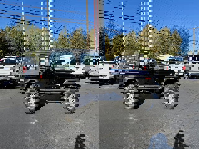 Used 1992 Jeep Wrangler 4WD image 3