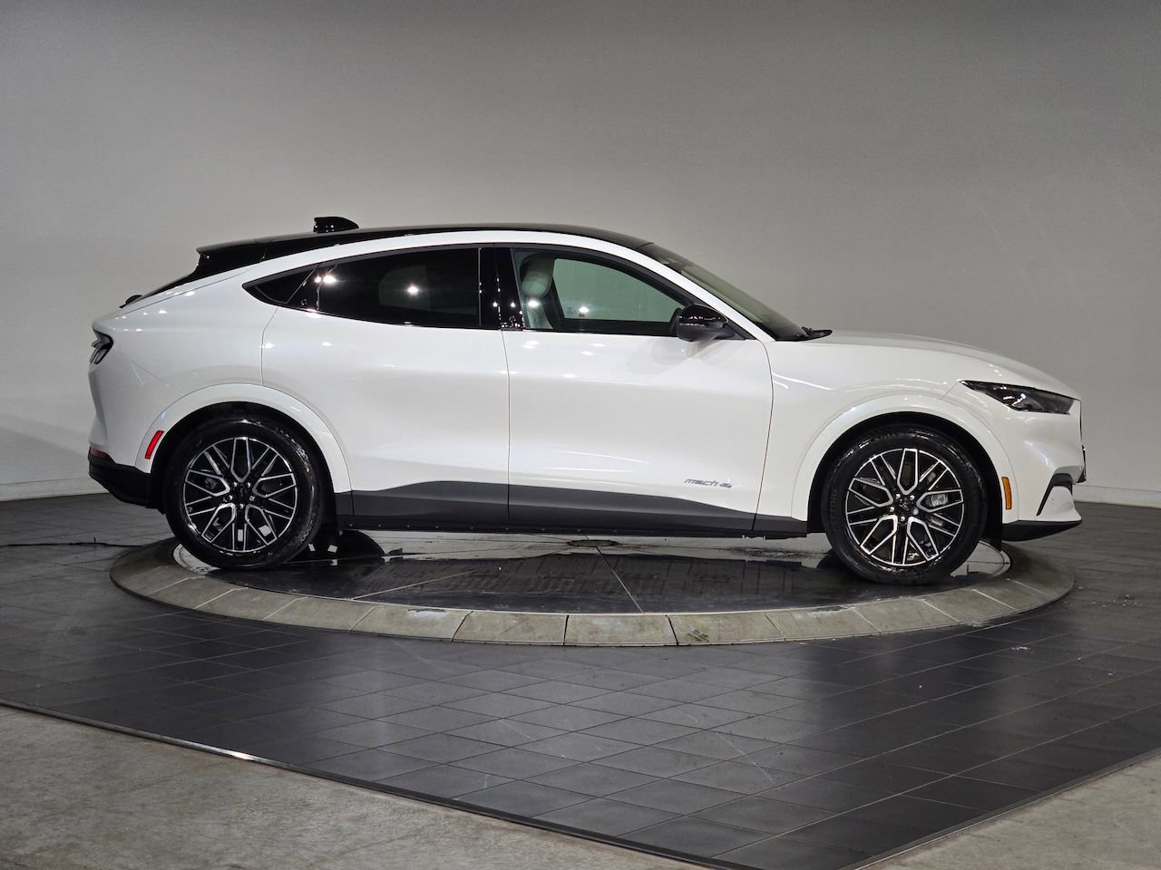 New 2025 Ford Mustang Mach-E Premium w/ Interior Protection Package AWD/4WD image 3