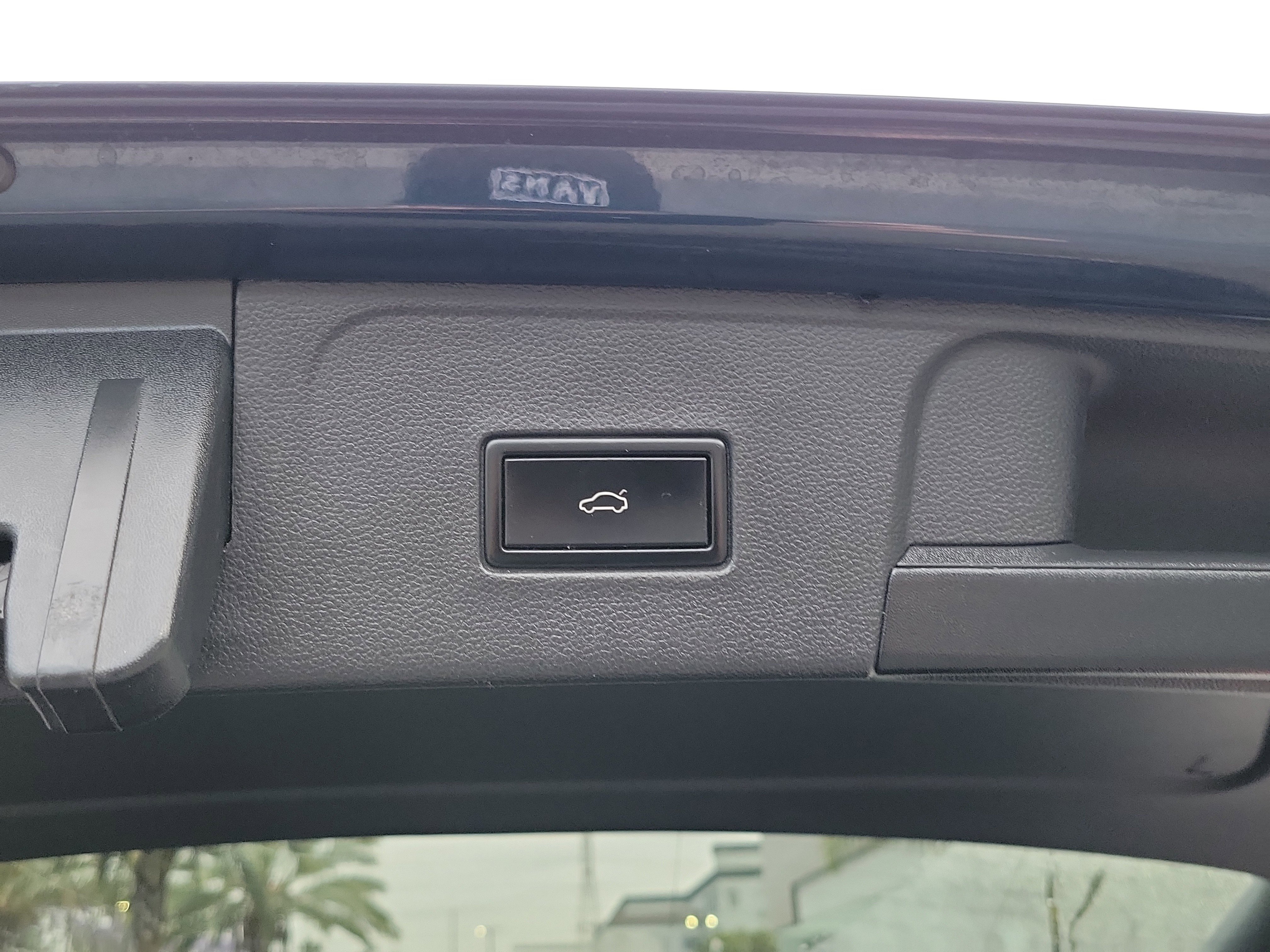 Used 2021 Volkswagen Atlas SE FWD image 18