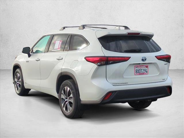 Used 2021 Toyota Highlander XLE image 8