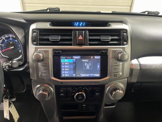 Used 2019 Toyota 4Runner SR5 AWD/4WD image 15