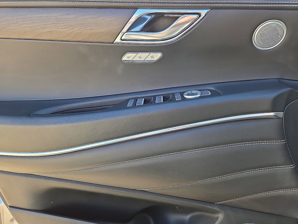 Used 2024 Genesis GV80 2.5T image 21