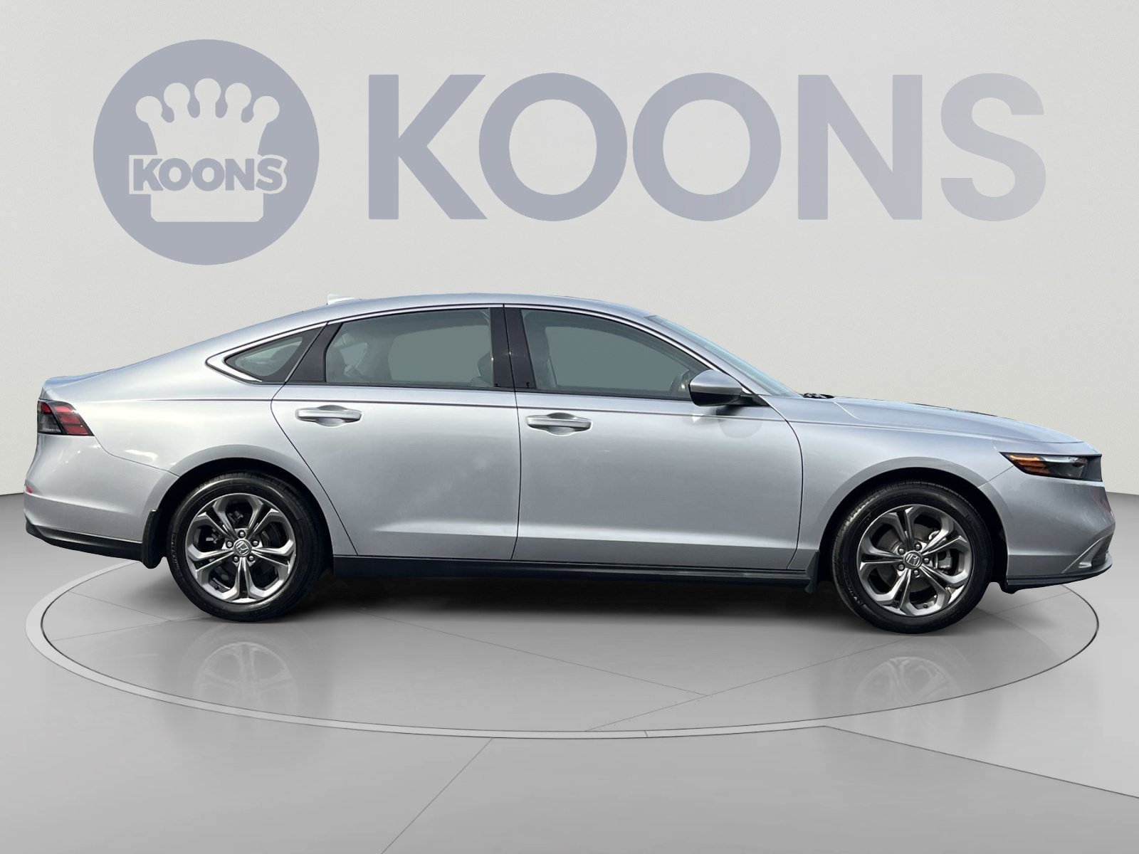 Used 2024 Honda Accord EX image 10