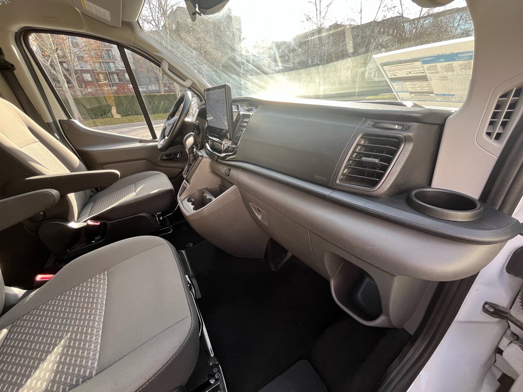 Used 2024 Ford Transit 350 XLT image 24