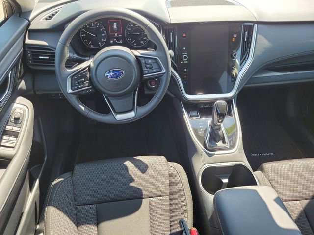 Used 2025 Subaru Outback Premium AWD/4WD image 21