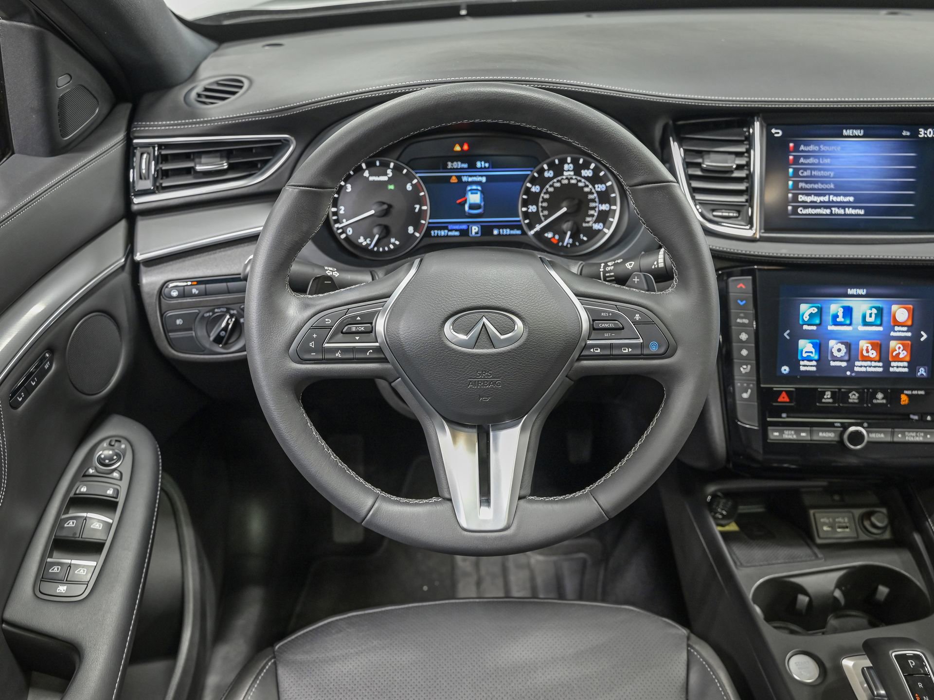 Used 2025 INFINITI QX55 Luxe w/ Cargo Package image 17