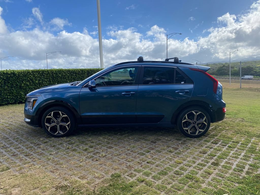 Used 2023 Kia Niro EX Touring FWD image 22